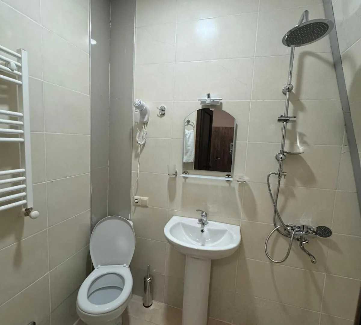 Apartment Rooms On Europe Square Batumi
